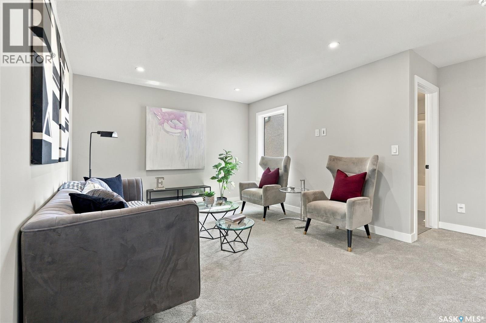 266 Kostiuk Crescent, Saskatoon, SK