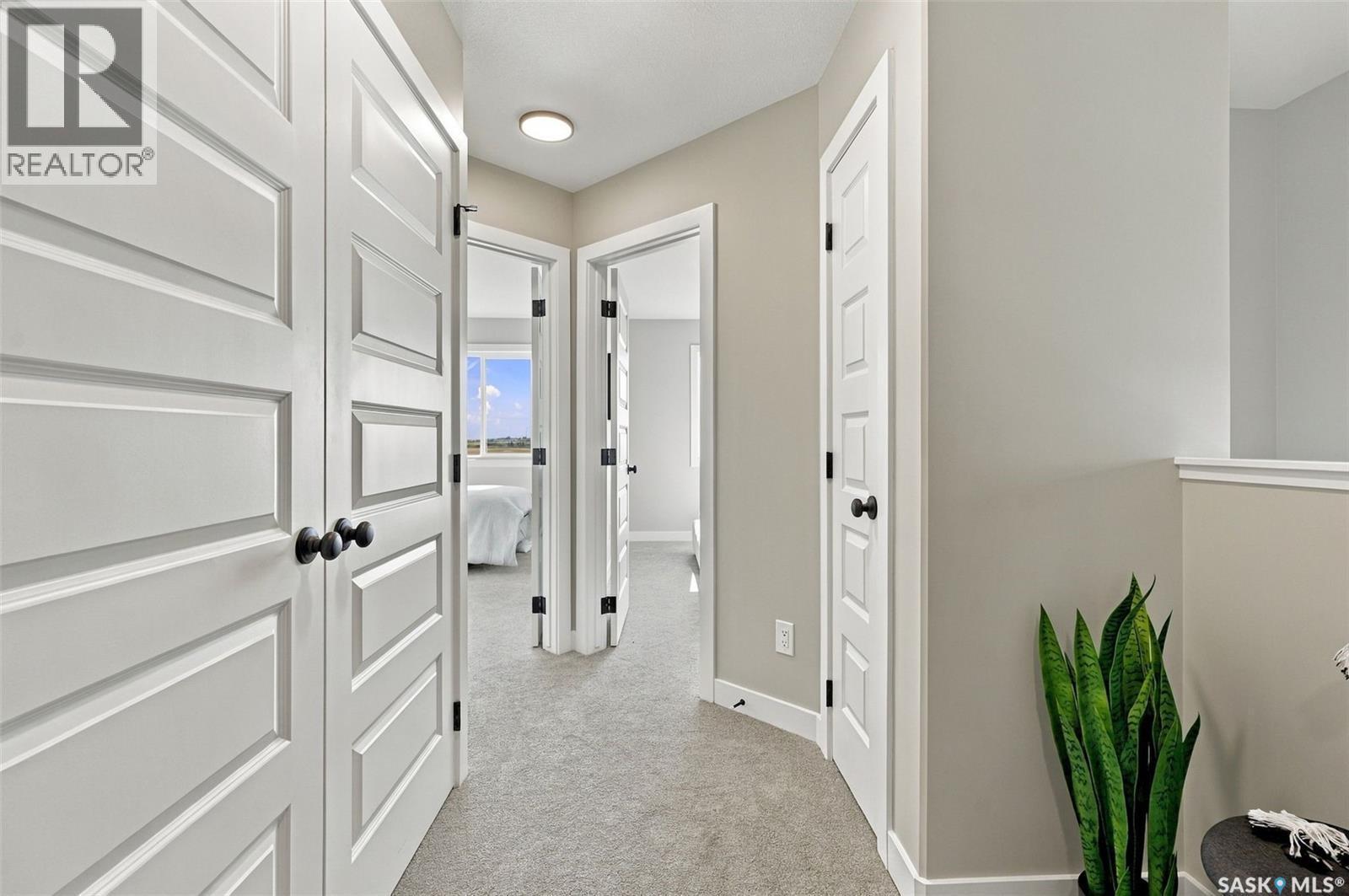 266 Kostiuk Crescent, Saskatoon, SK