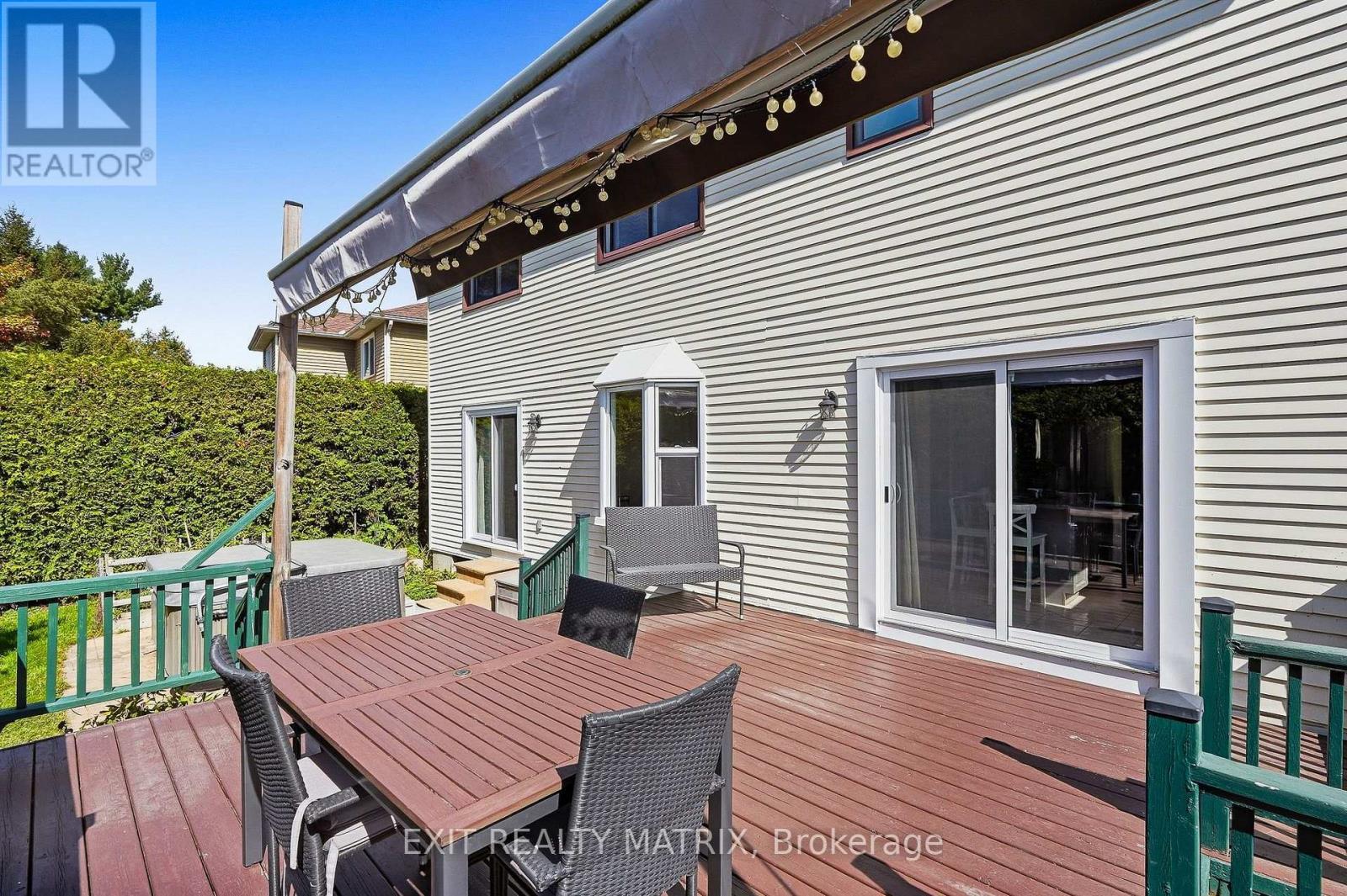 1886 Chaine Court, Ottawa, ON