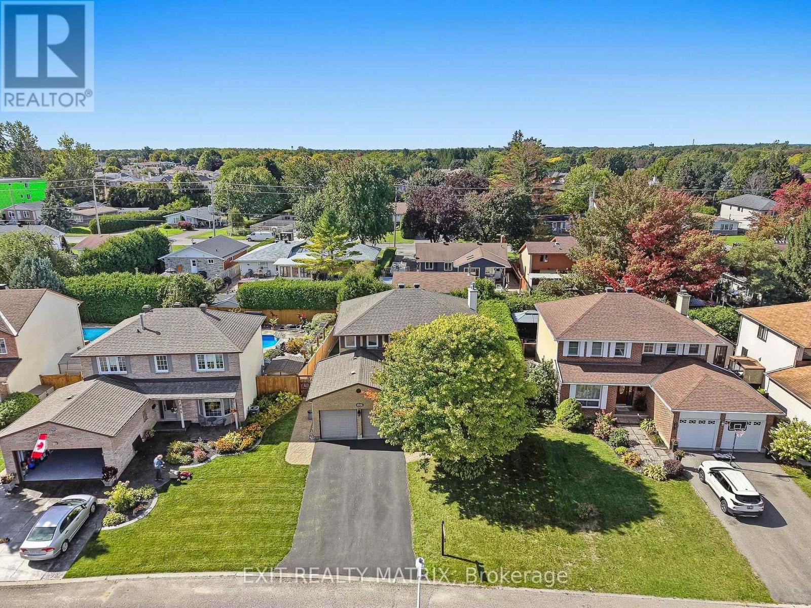 1886 Chaine Court, Ottawa, ON