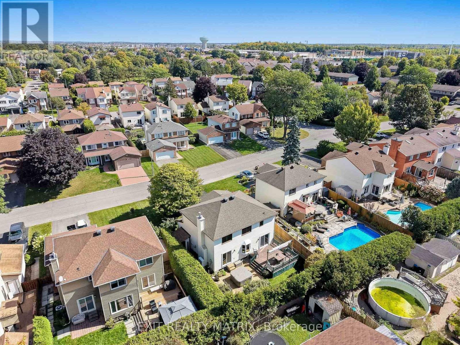 1886 Chaine Court, Ottawa, ON
