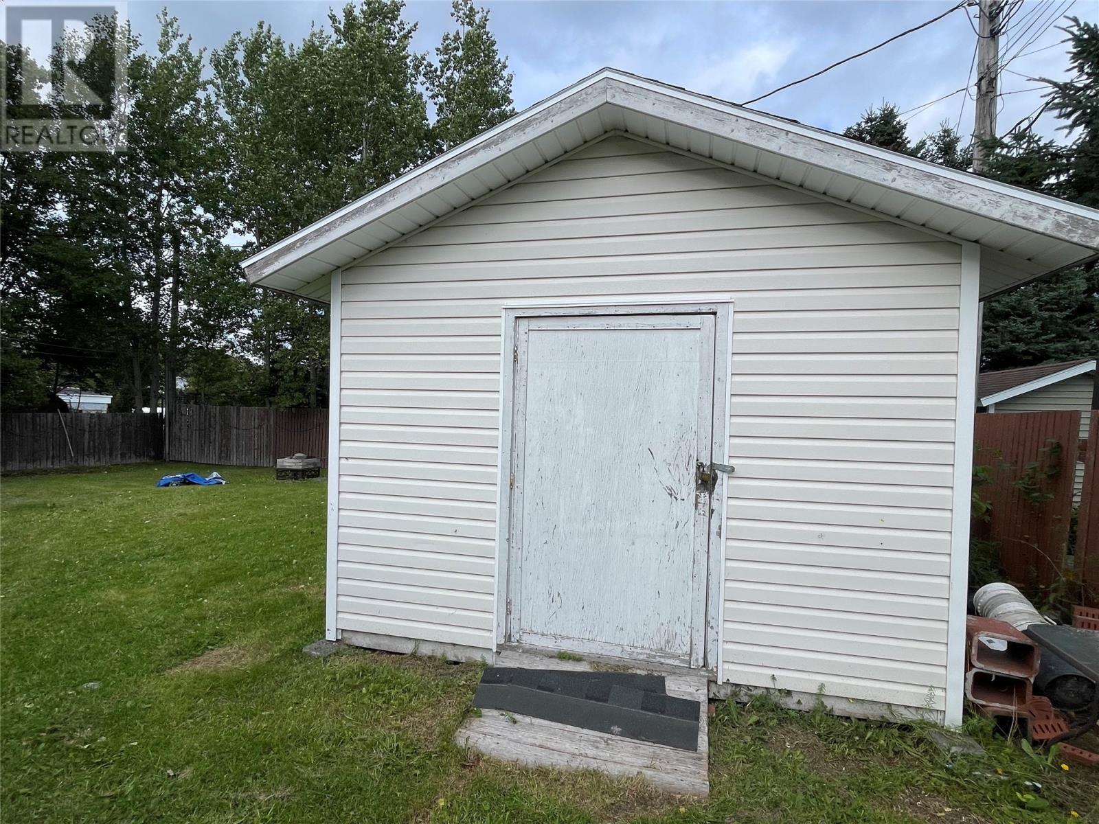 80 Second Avenue, Grand Falls-Windsor, NL