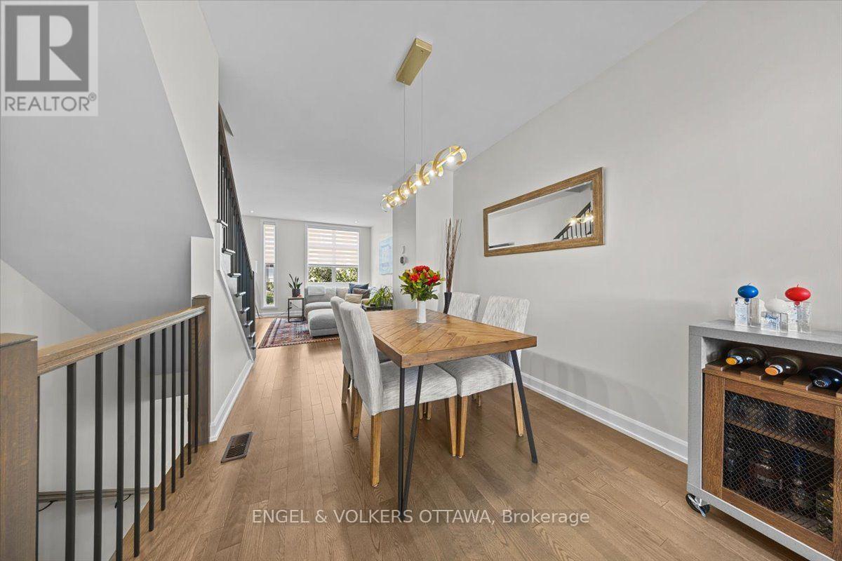 523 De Mazenod Avenue, Ottawa, ON