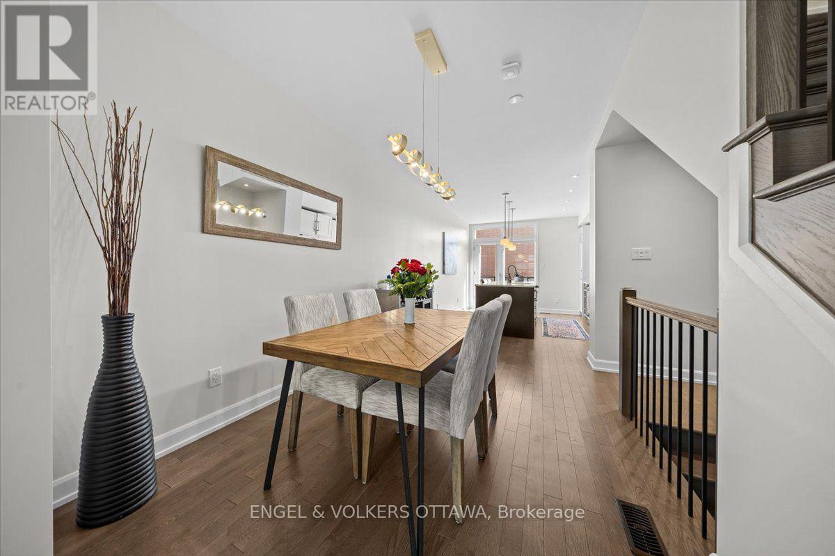 523 De Mazenod Avenue, Ottawa, ON