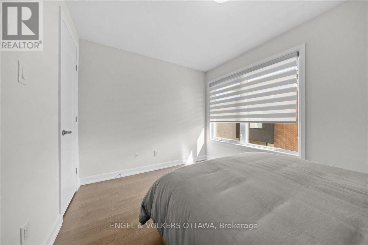 523 De Mazenod Avenue, Ottawa, ON