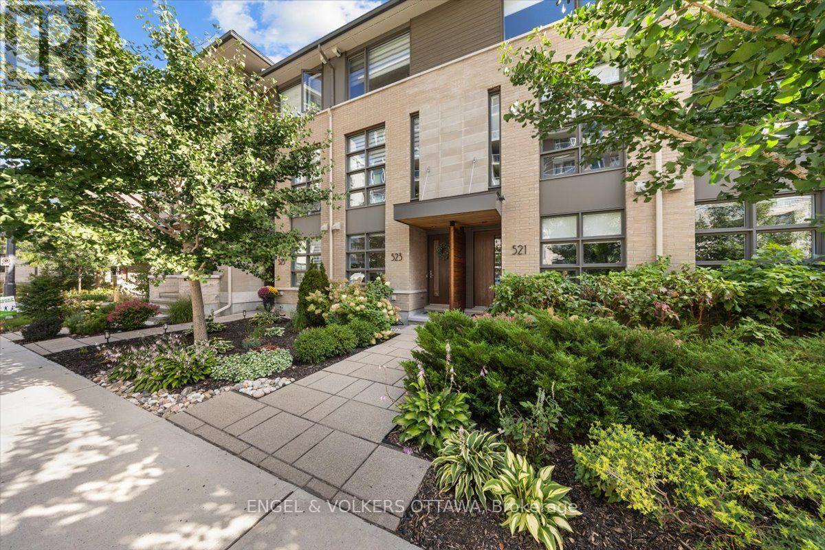 523 De Mazenod Avenue, Ottawa, ON