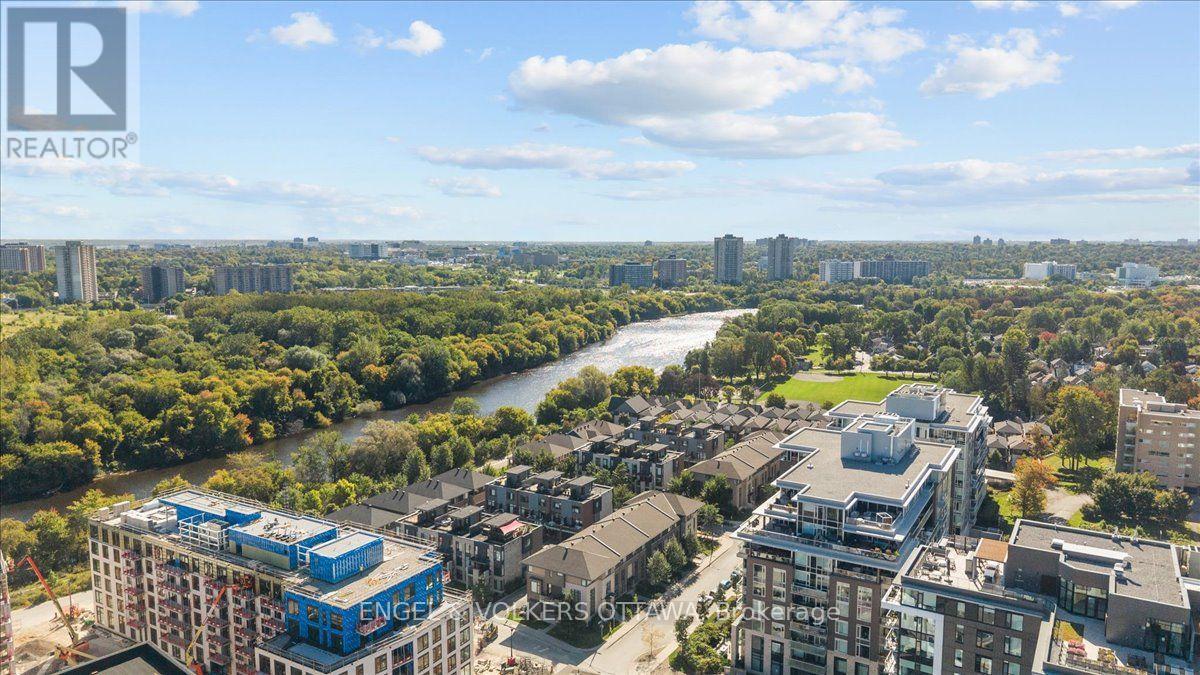 523 De Mazenod Avenue, Ottawa, ON