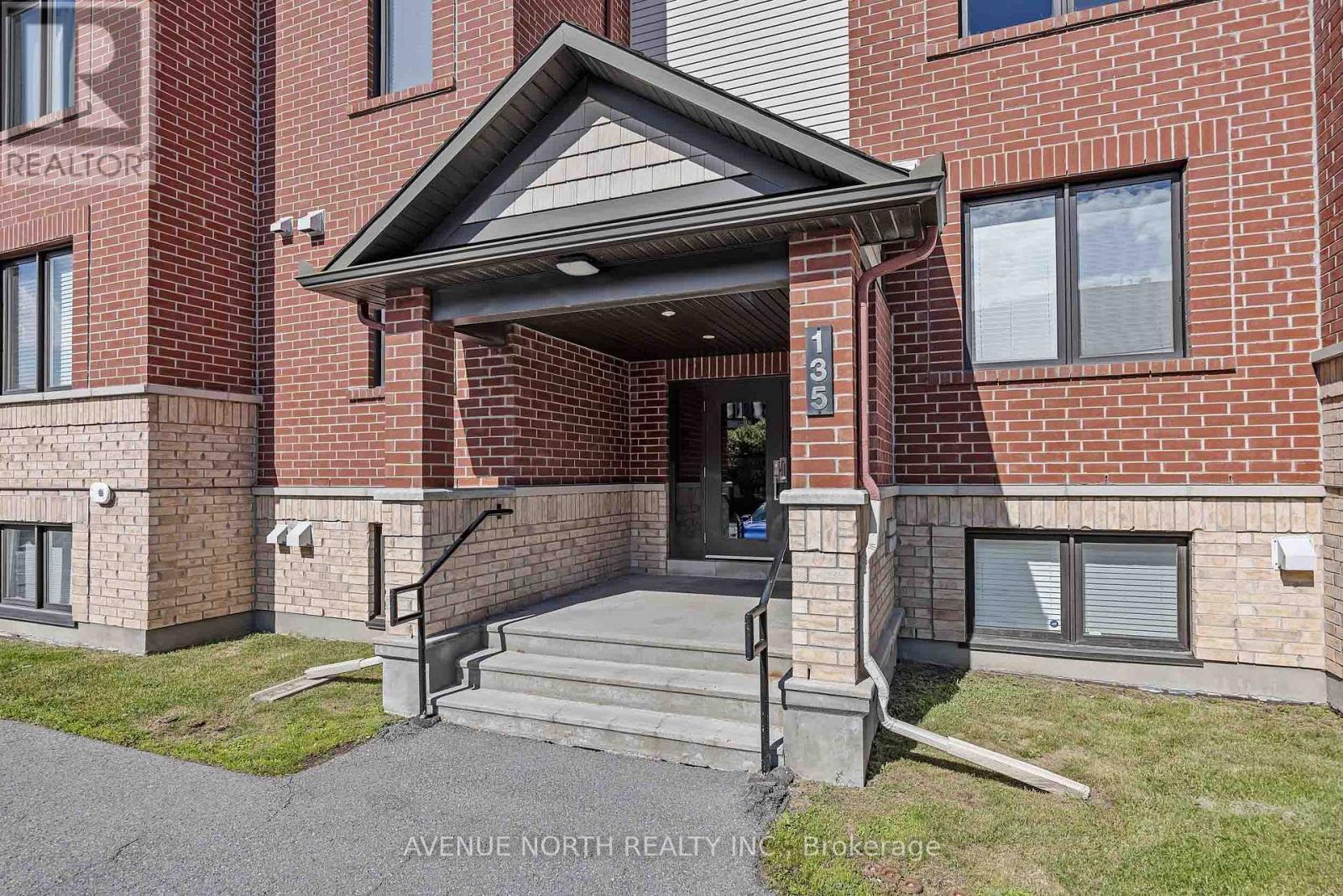 7 - 135 Bluestone Private, Ottawa, ON