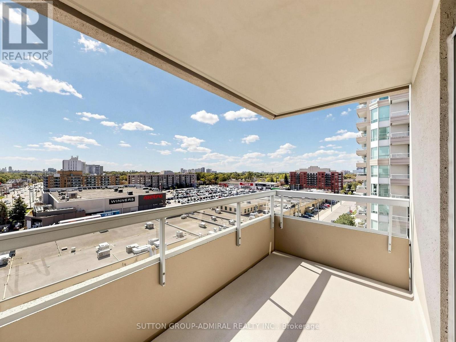 1004 - 2 Covington Road, Toronto, ON