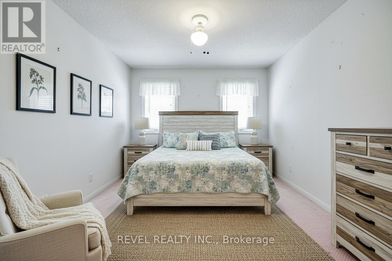 411 - 1400 The Esplanade N, Pickering, ON