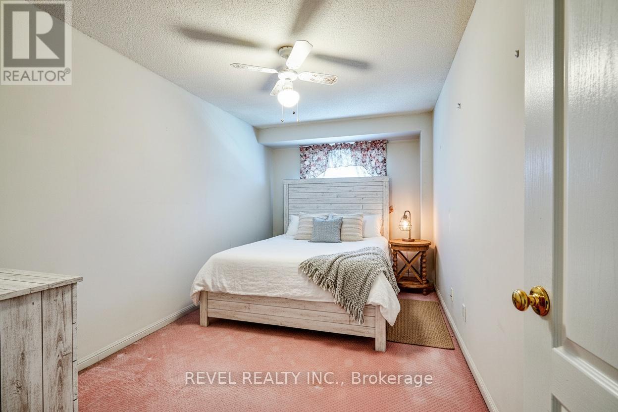 411 - 1400 The Esplanade N, Pickering, ON