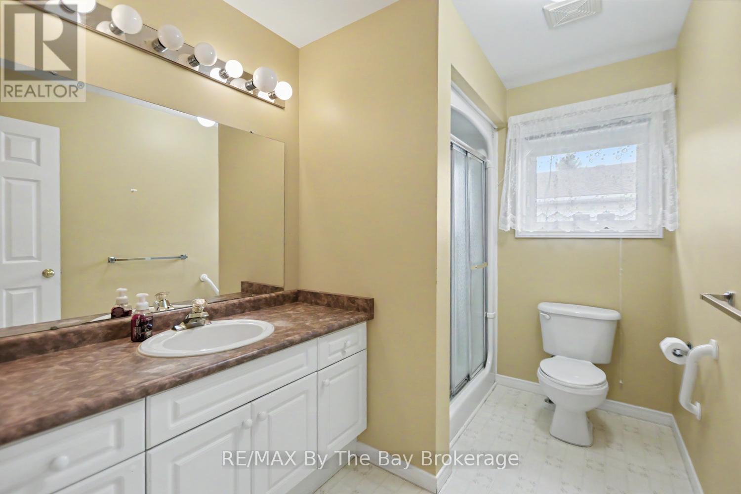 3 Piece Main Bathroom with Walk-In Shower - 30 St James Place, Wasaga Beach, ON