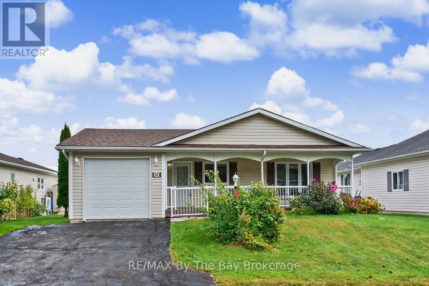 30 St.james Place - 30 St James Place, Wasaga Beach, ON