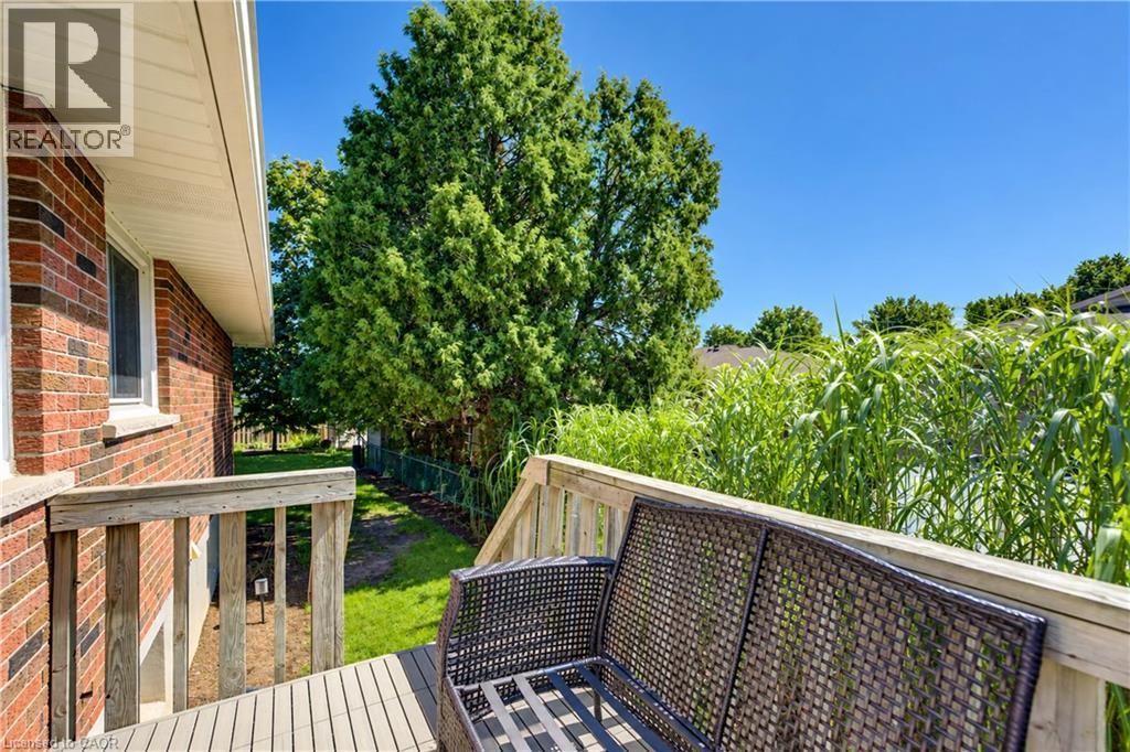31 Grosbeak Road, Elmira, ON