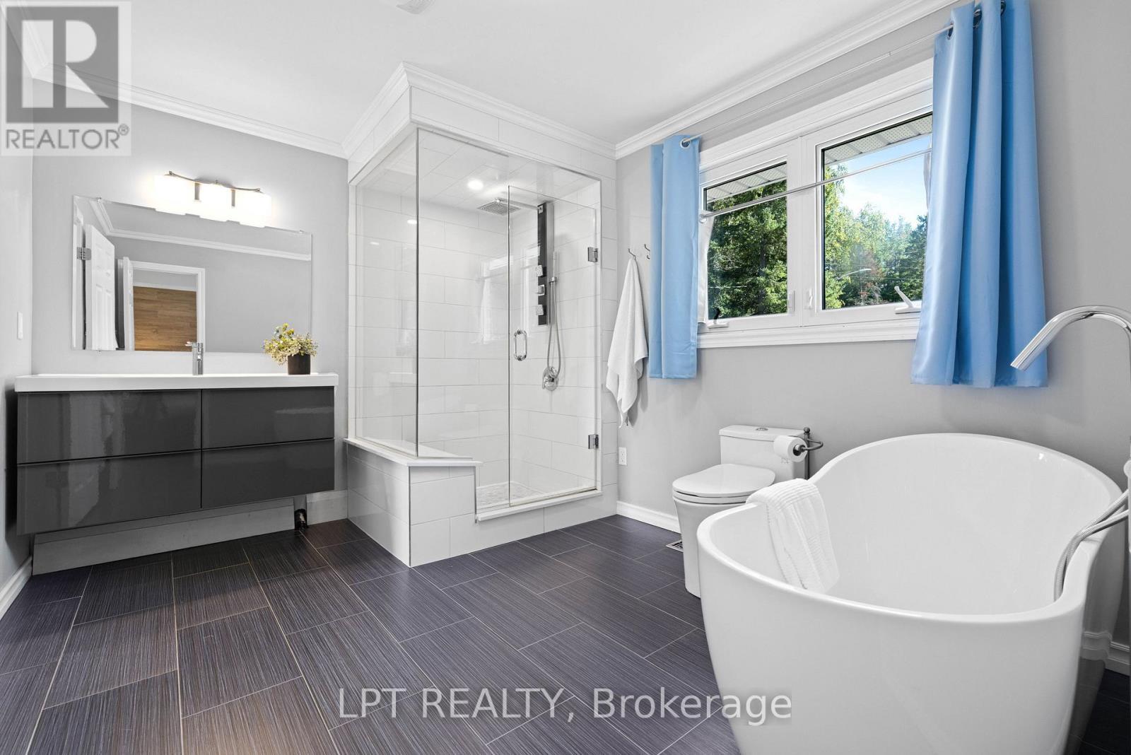 40 Rosemary Lane, Georgina, ON