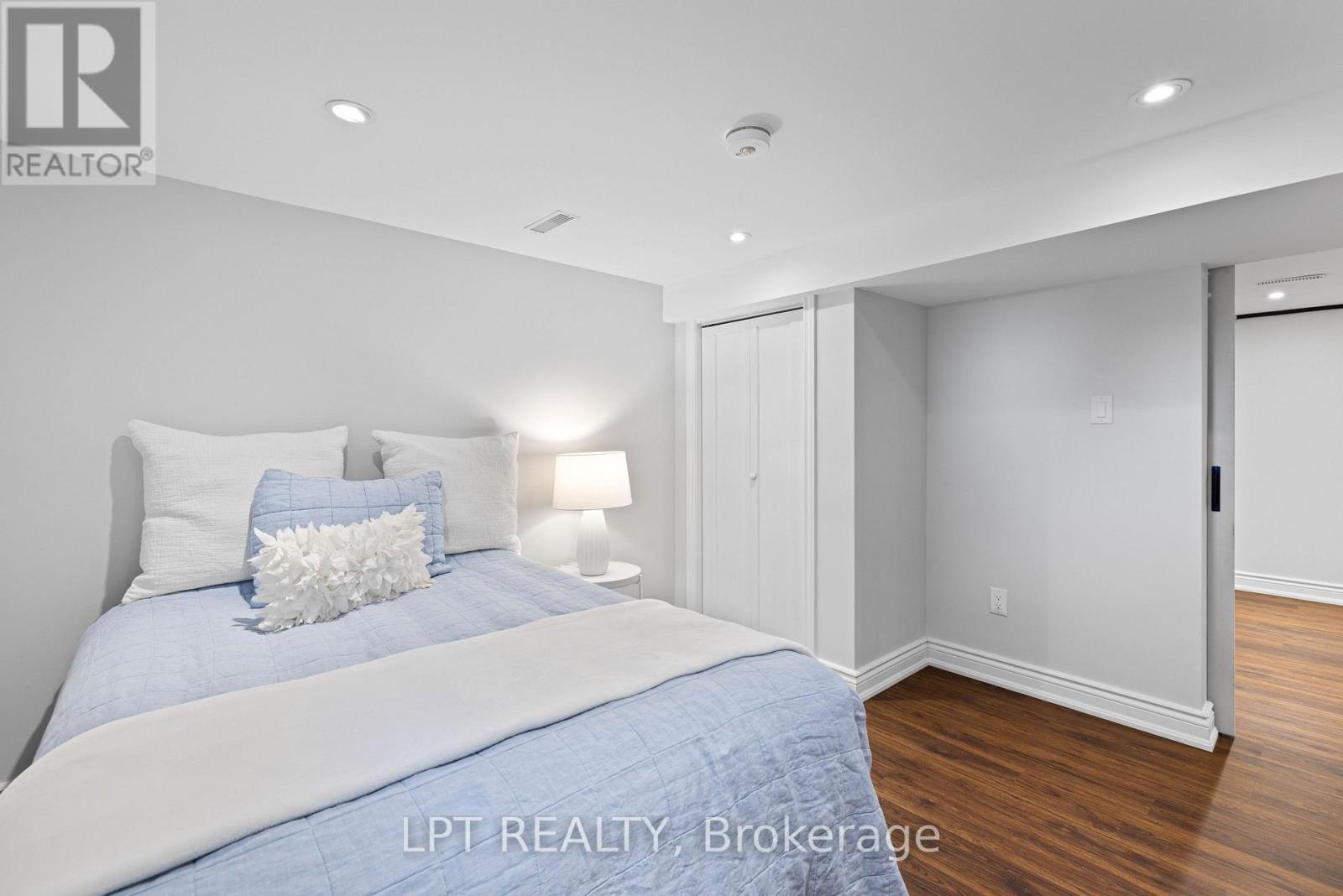 40 Rosemary Lane, Georgina, ON