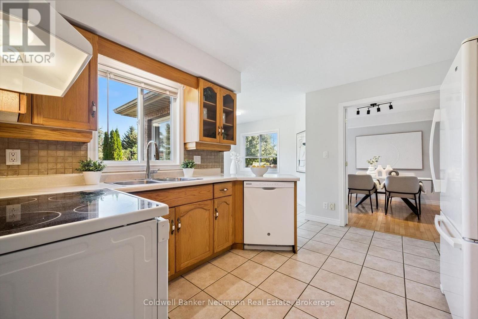 235 Deerpath Drive, Guelph (Willow West/Sugarbush/West Acres), ON