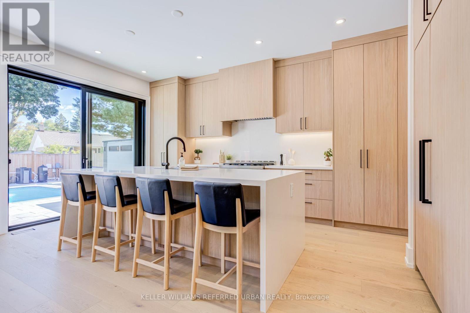 5 Bradbury Crescent, Toronto, ON