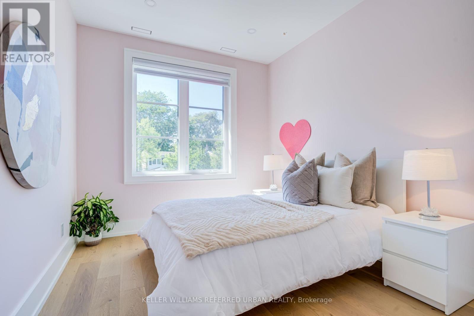 5 Bradbury Crescent, Toronto, ON