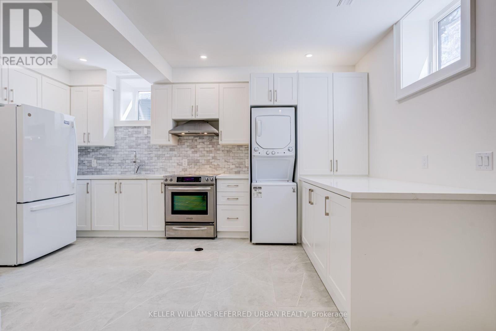 5 Bradbury Crescent, Toronto, ON