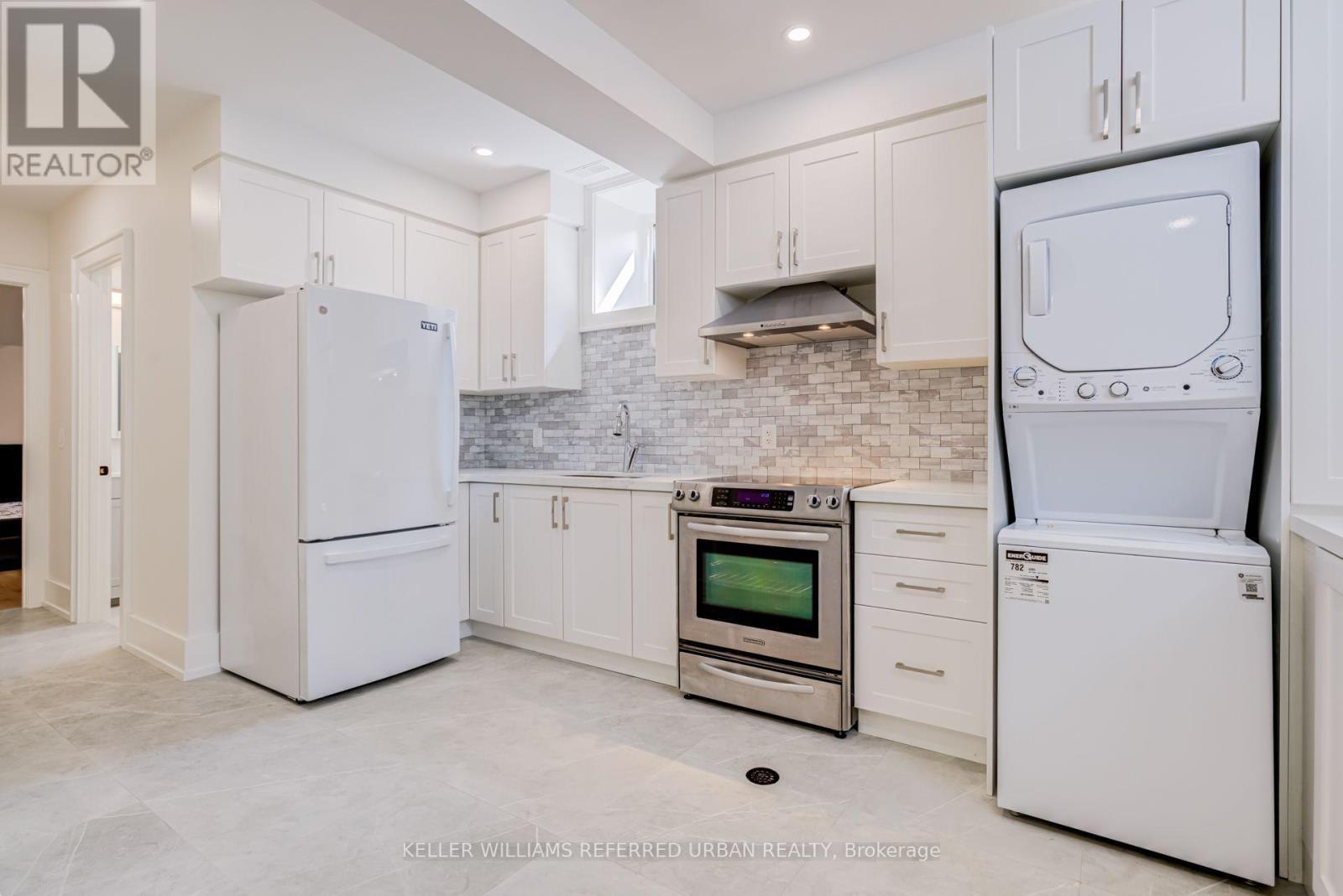 5 Bradbury Crescent, Toronto, ON