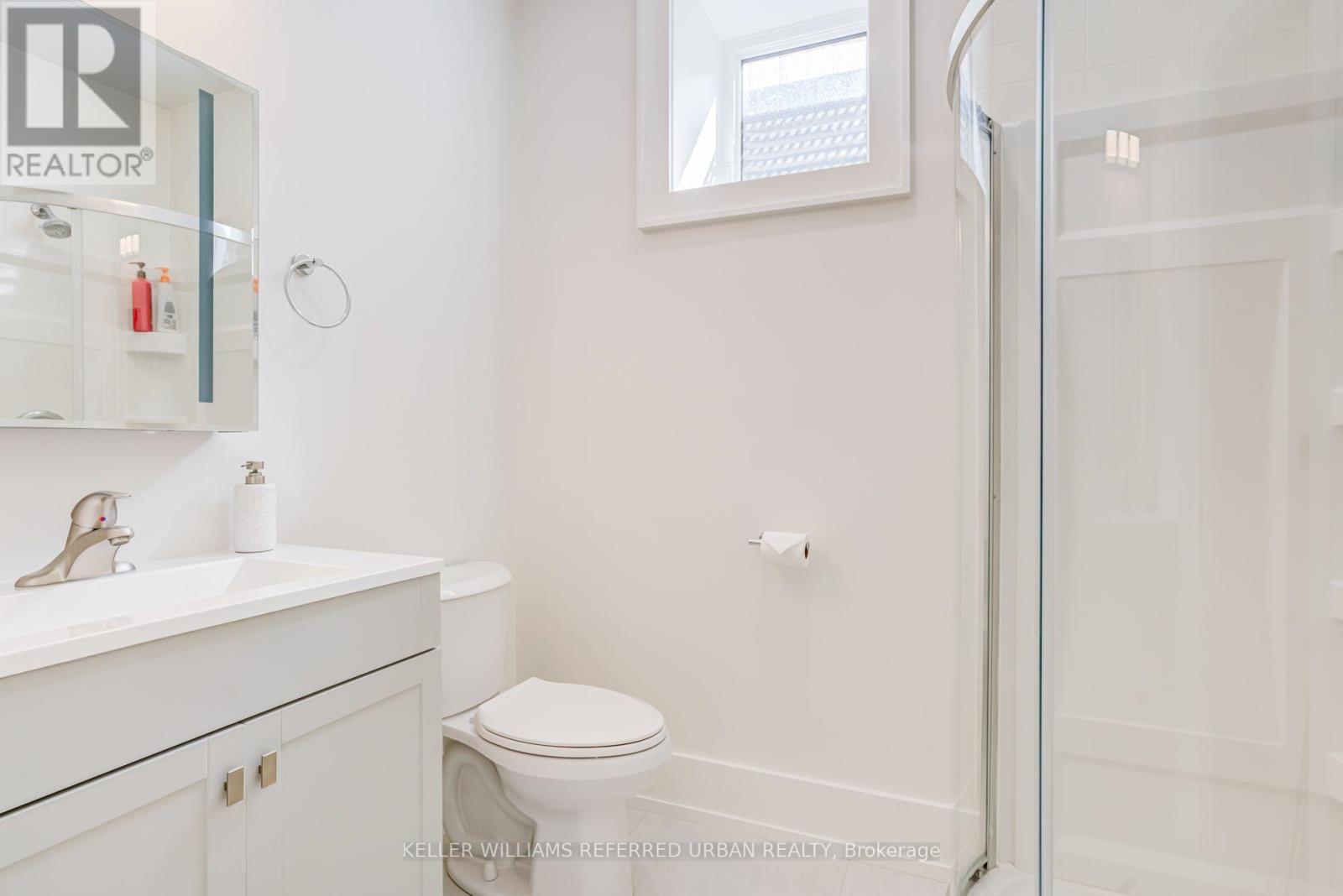 5 Bradbury Crescent, Toronto, ON