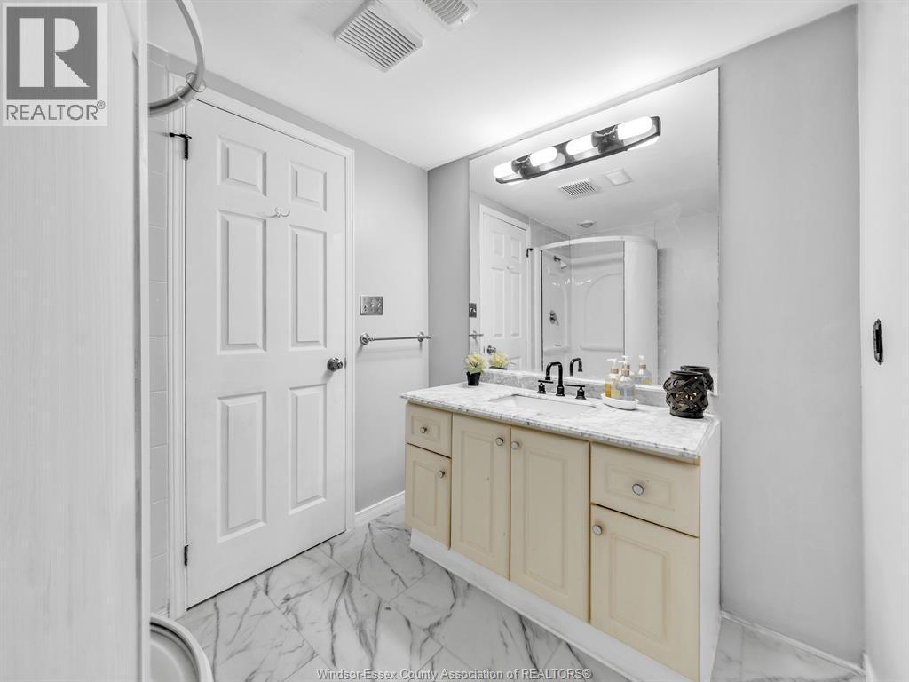 242 George Crescent, Lakeshore, ON