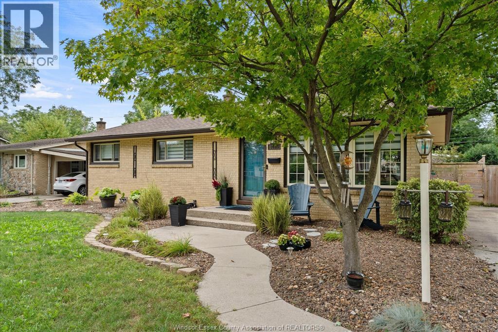 3425 Roxborough Boulevard, Windsor, ON