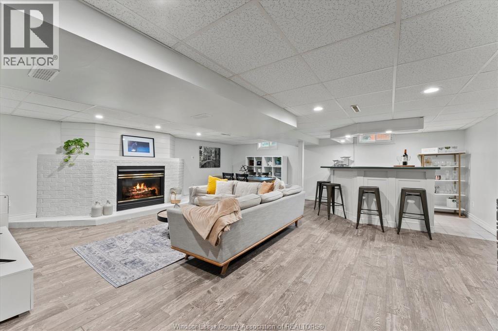 3425 Roxborough Boulevard, Windsor, ON
