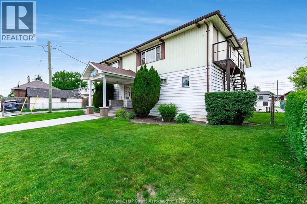 2330-2334 Mcdougall, Windsor, ON