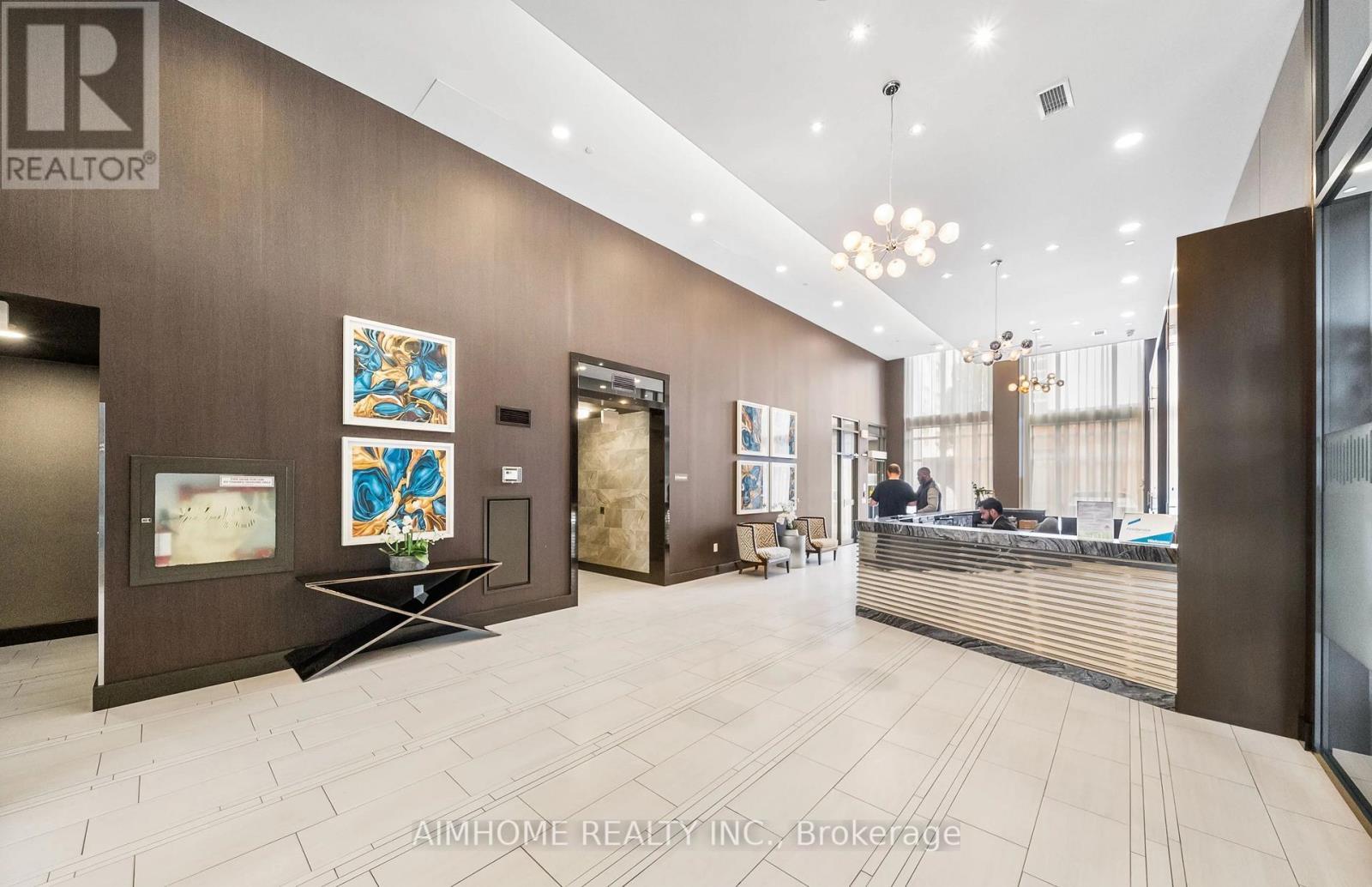 706 - 400 Adelaide Street E, Toronto, ON