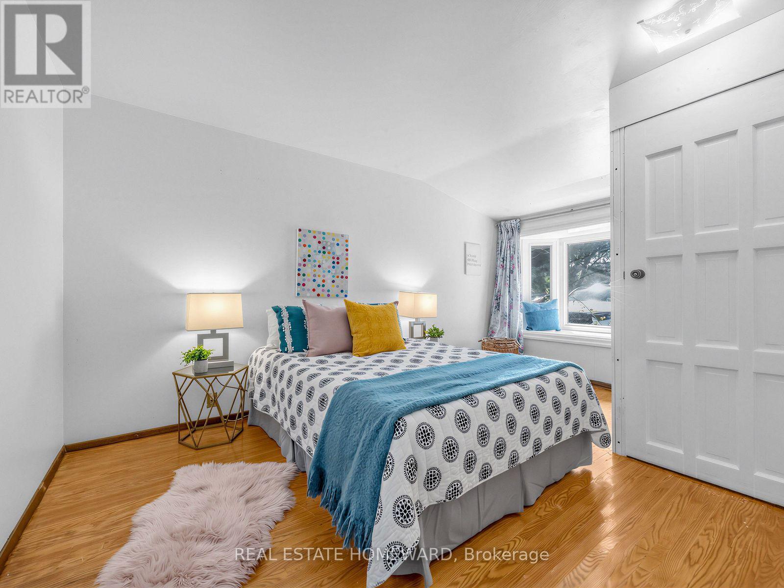 32 Highbrook Drive, Toronto, ON