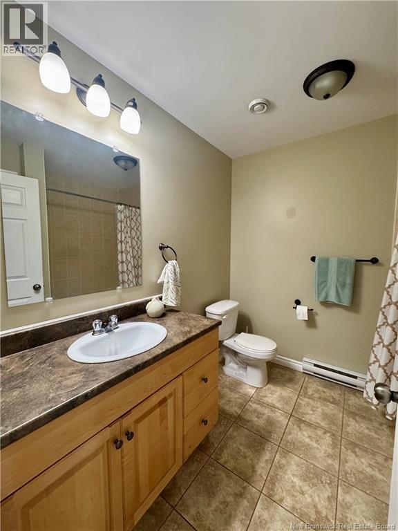 Full bath - 26 Acorn Drive, Saint John, NB