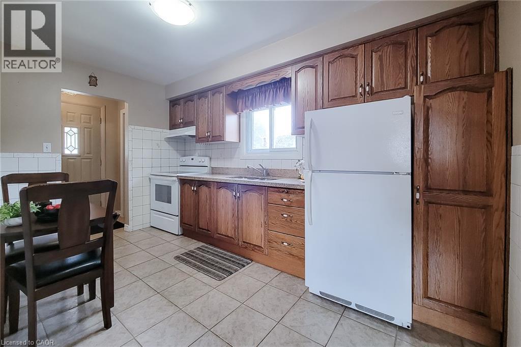 137 East 16Th Street, Hamilton, ON
