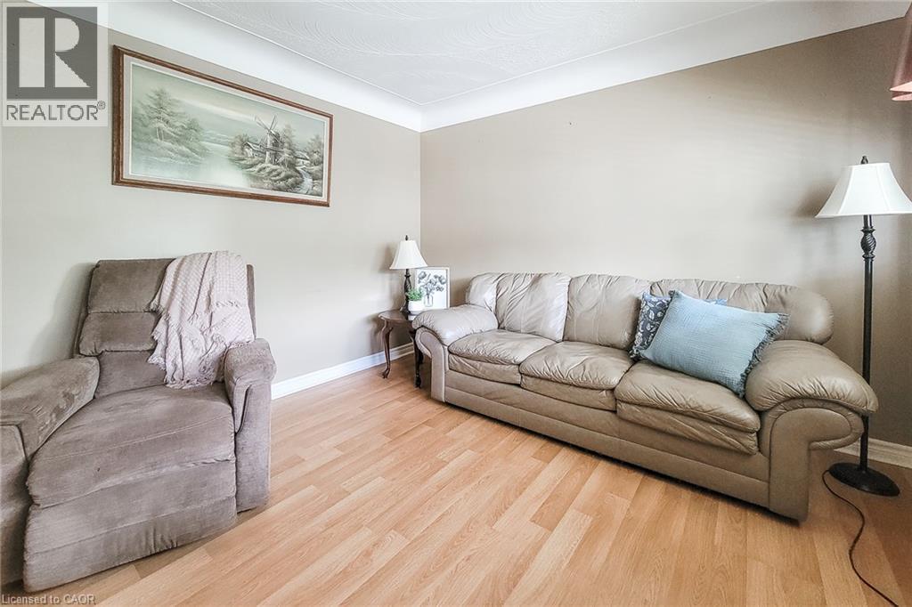 137 East 16Th Street, Hamilton, ON