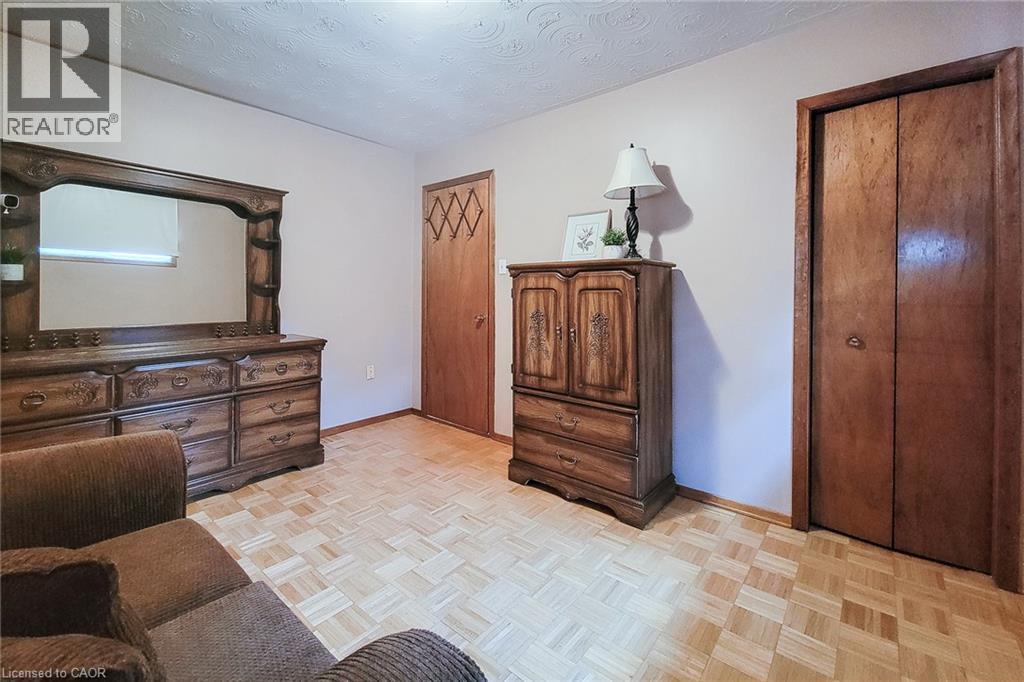 137 East 16Th Street, Hamilton, ON
