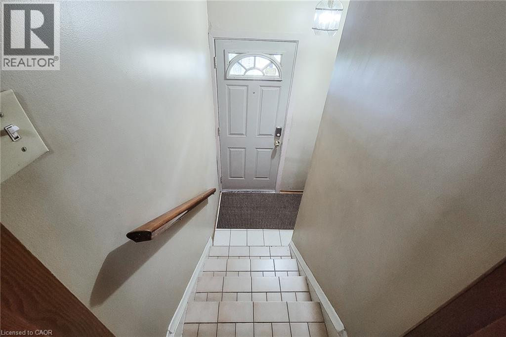 137 East 16Th Street, Hamilton, ON