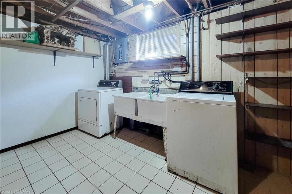 137 East 16Th Street, Hamilton, ON