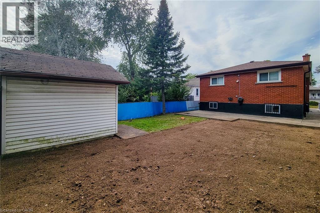 137 East 16Th Street, Hamilton, ON