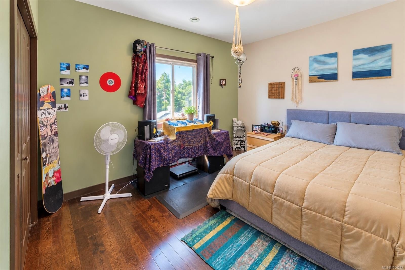 850 Lorne White Pl, Ucluelet, BC
