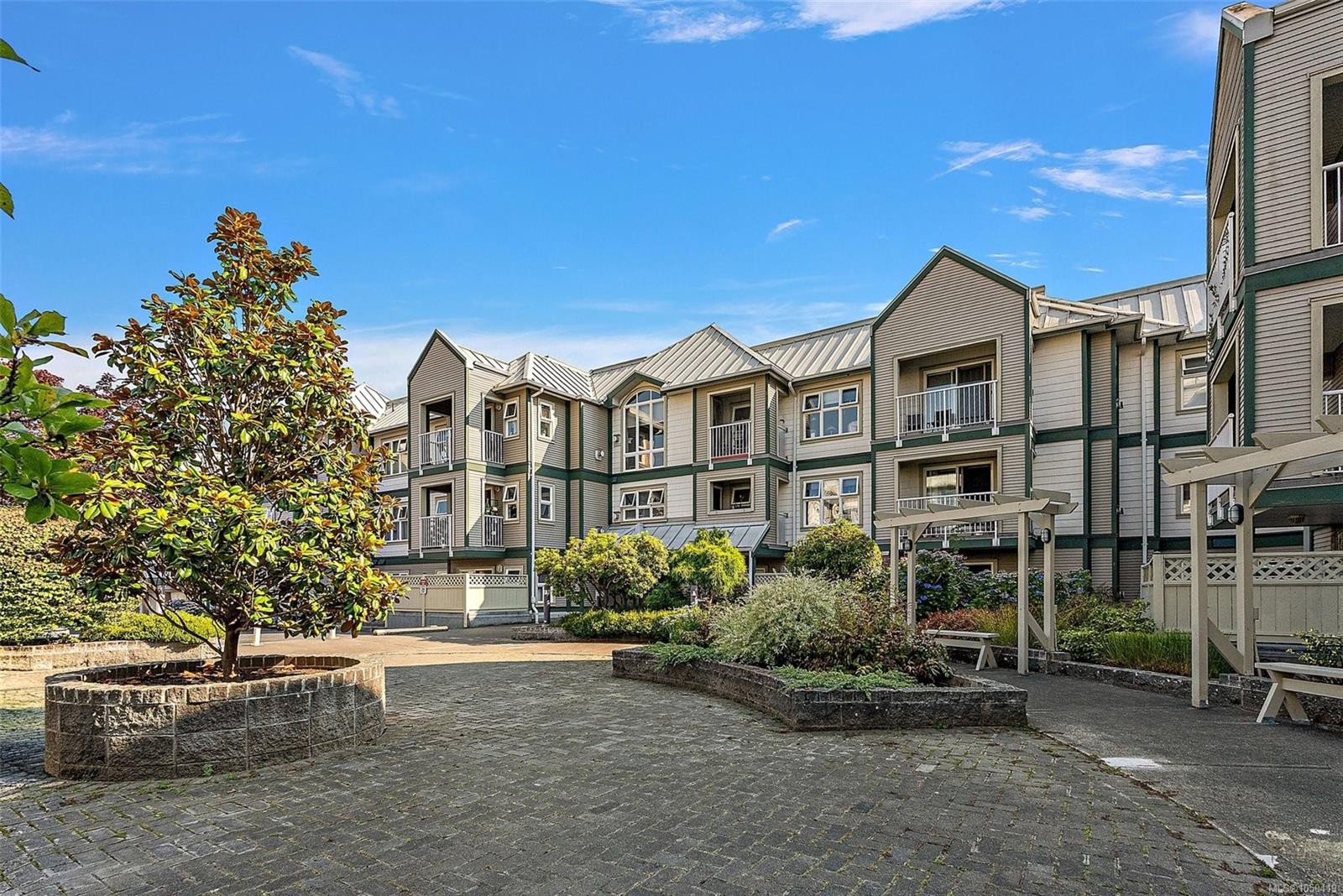 #312-3008 Washington Ave, Victoria, BC