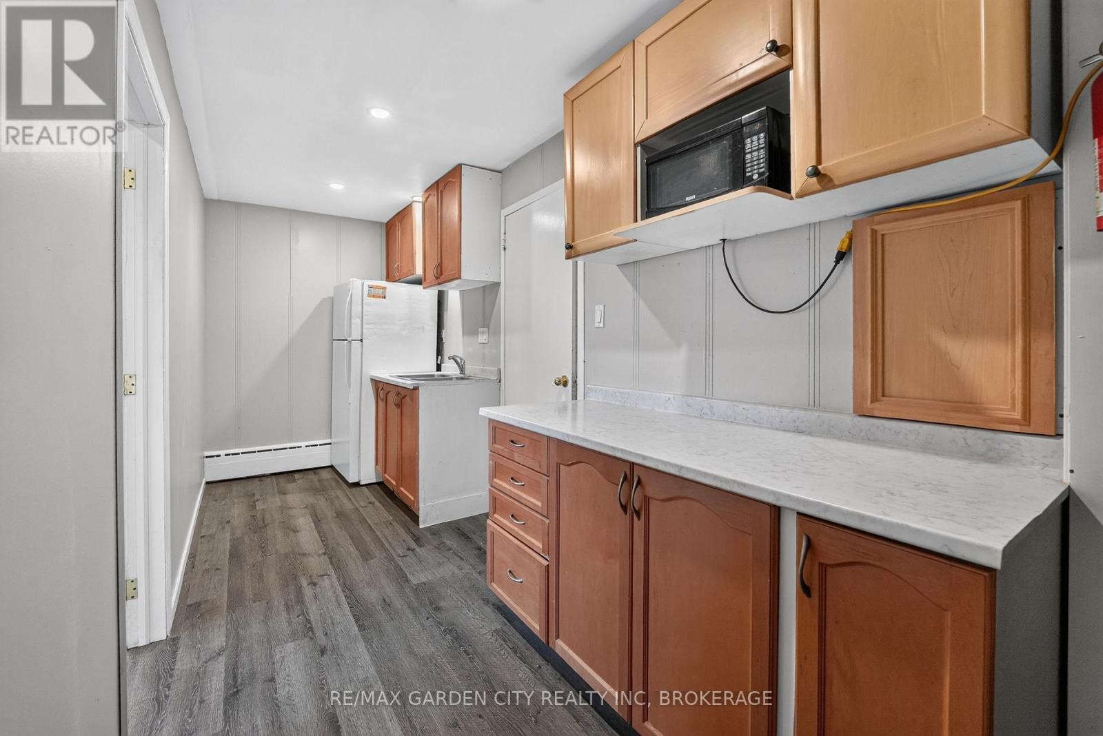 74 Wiley Street, St. Catharines (Downtown), ON