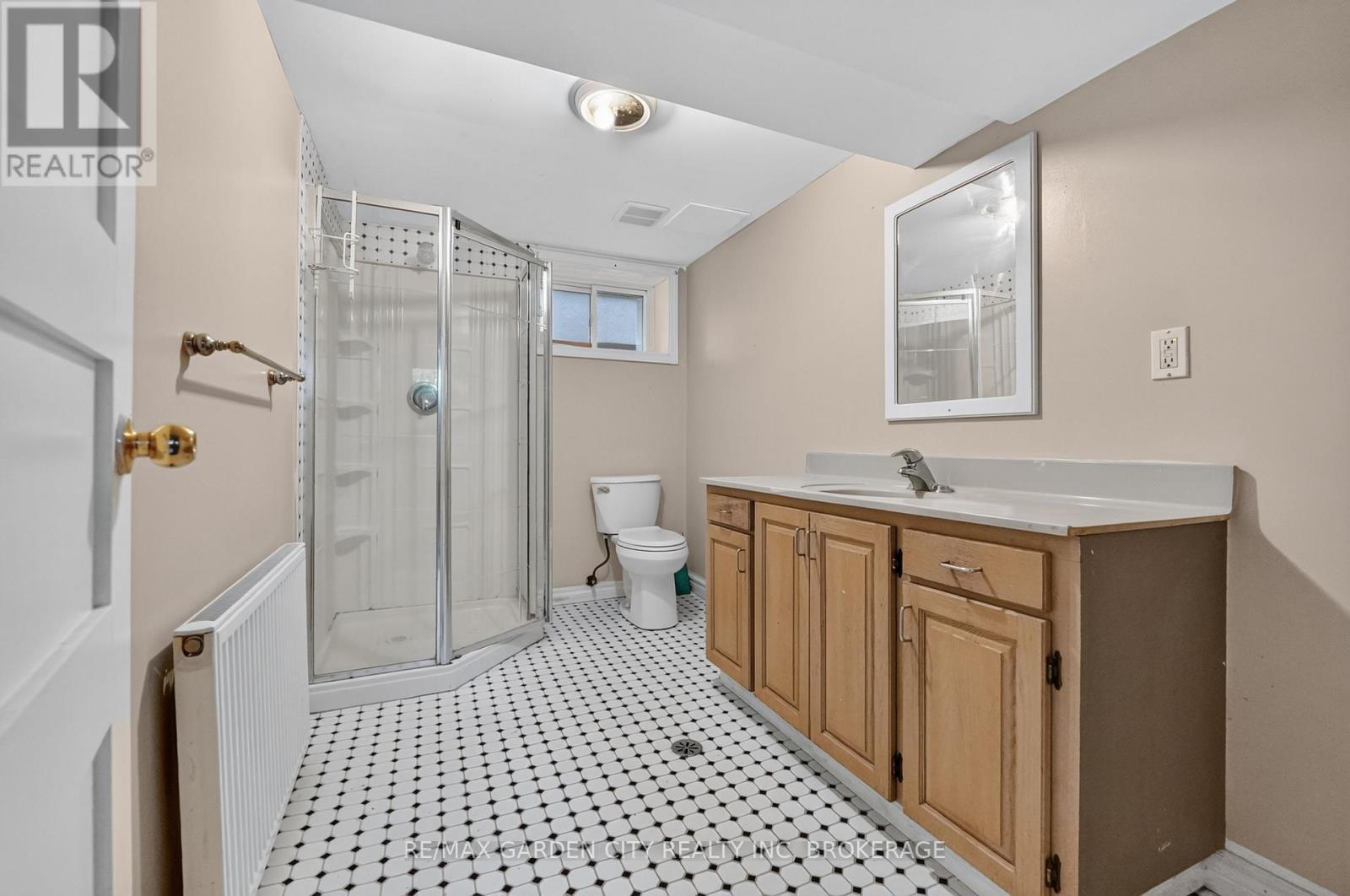 74 Wiley Street, St. Catharines (Downtown), ON
