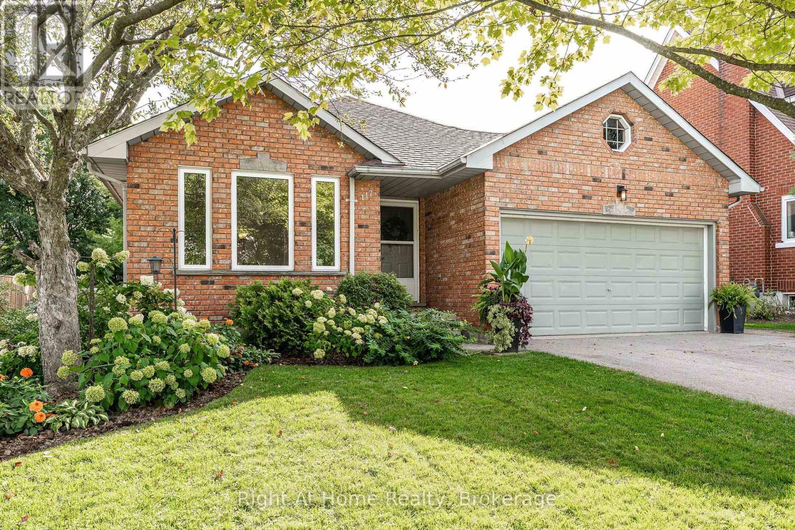 117 Pleasant Drive, Stratford, ON