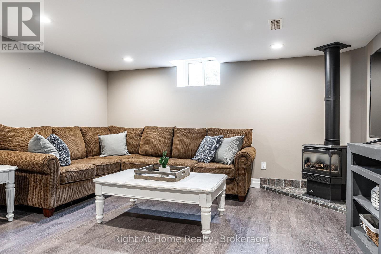 117 Pleasant Drive, Stratford, ON