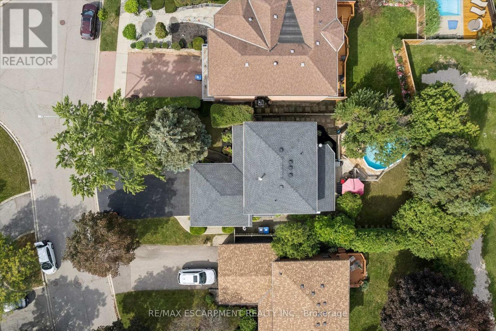 2203 Robin Drive, Mississauga, ON