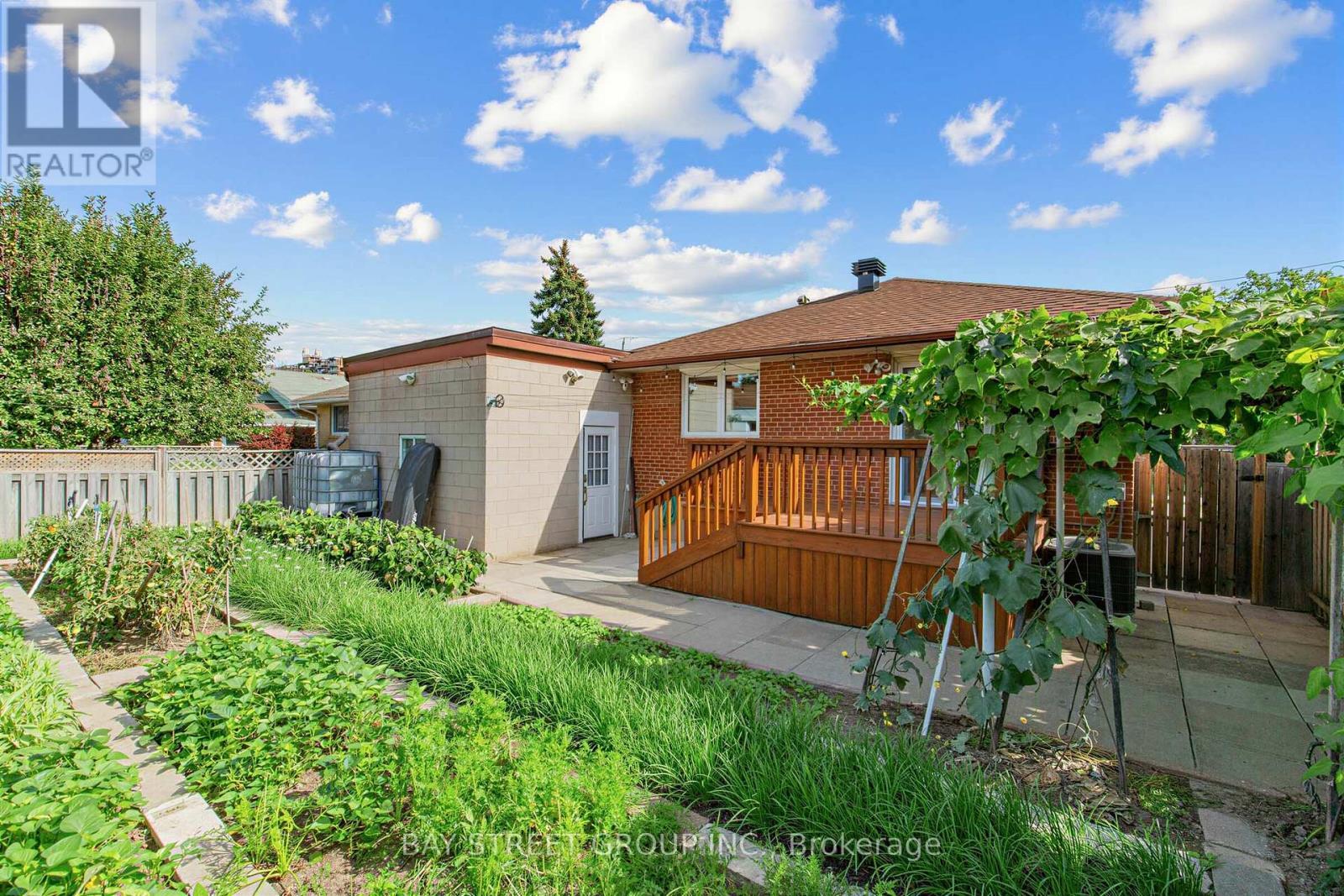 8 Amethyst Road, Toronto, ON