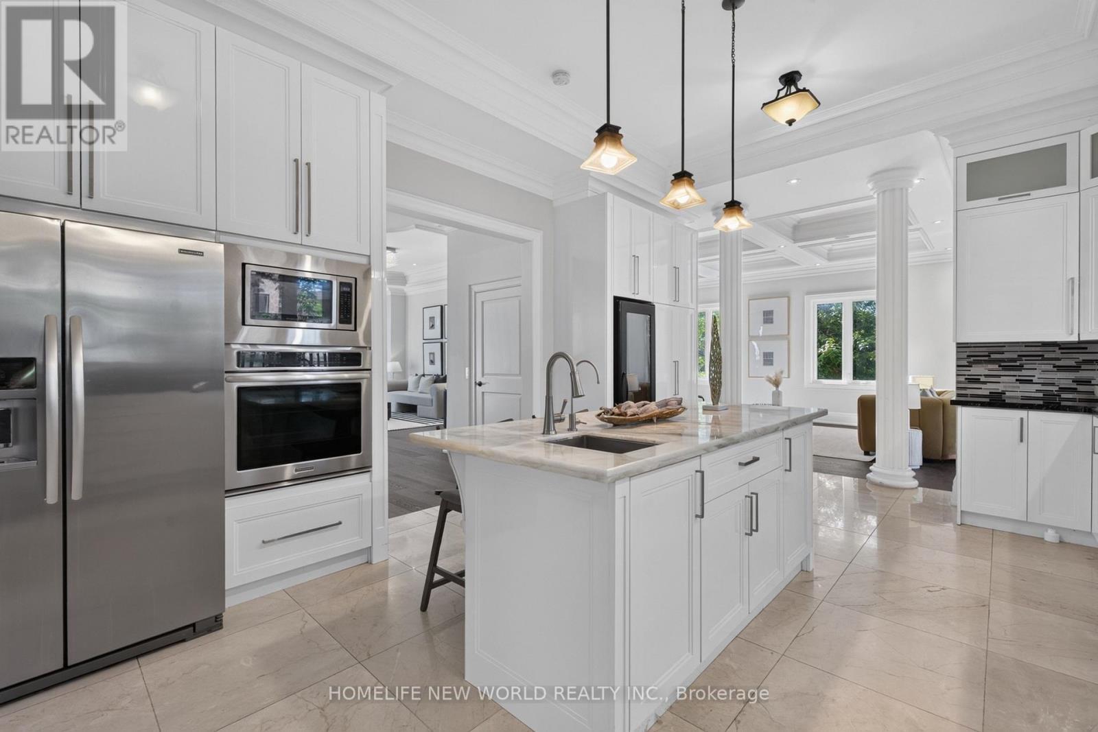 128 Garden Avenue, Richmond Hill, ON