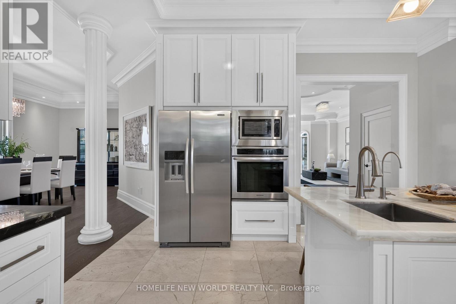 128 Garden Avenue, Richmond Hill, ON