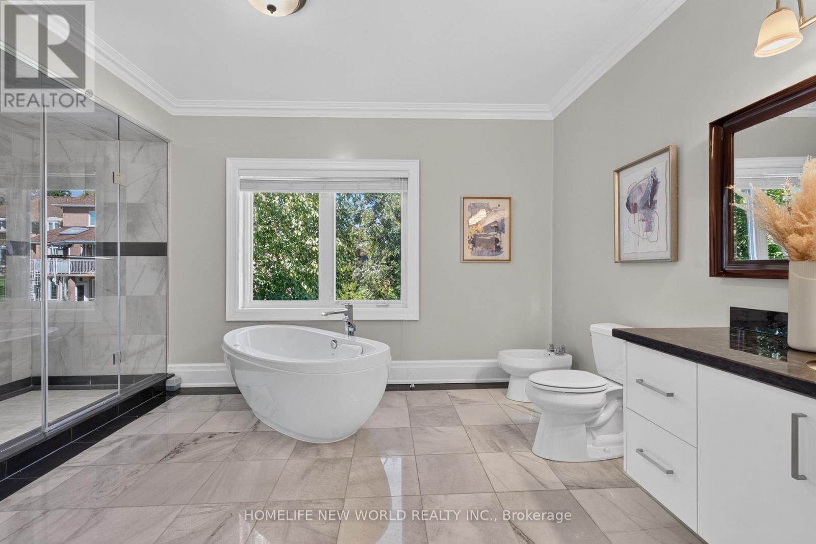 128 Garden Avenue, Richmond Hill, ON